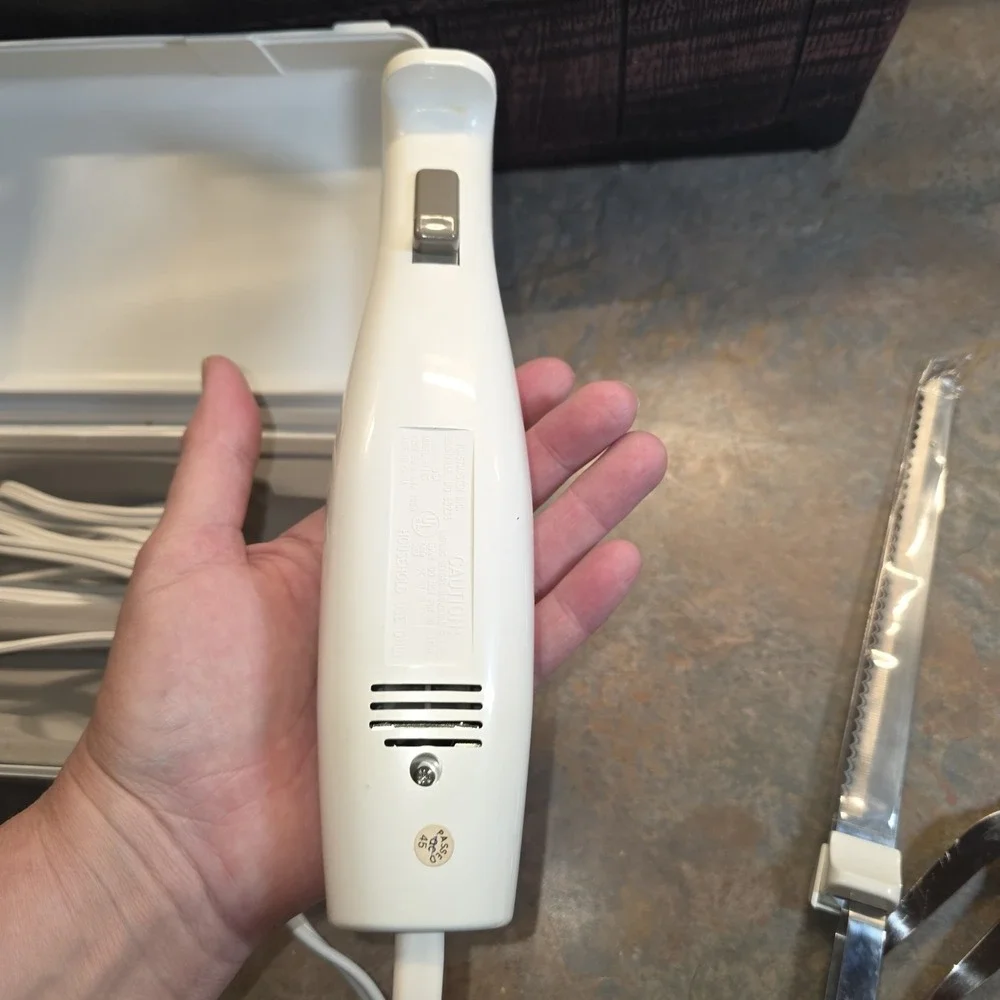 Toastmaster electric carving